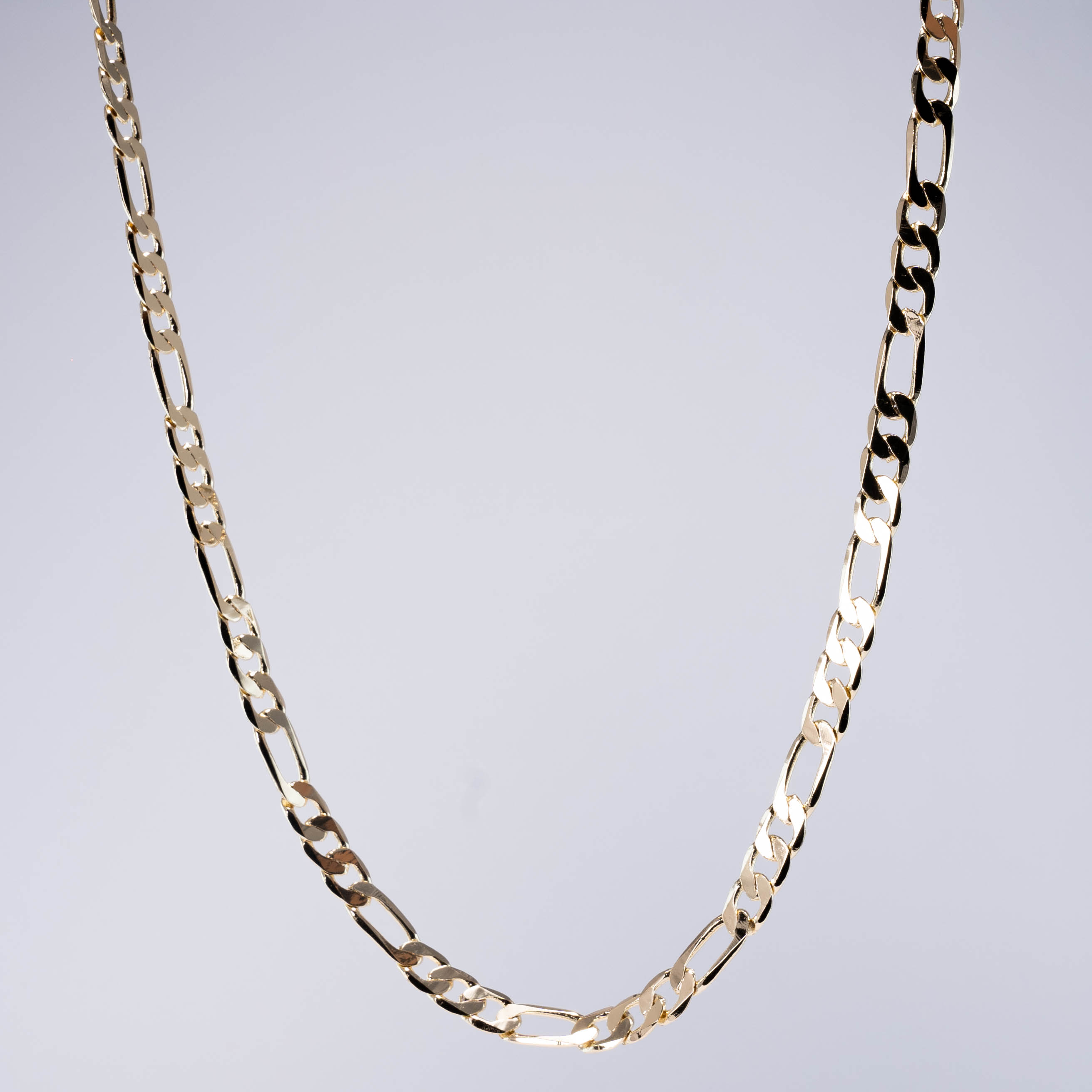 Cadena Versátil Dorada