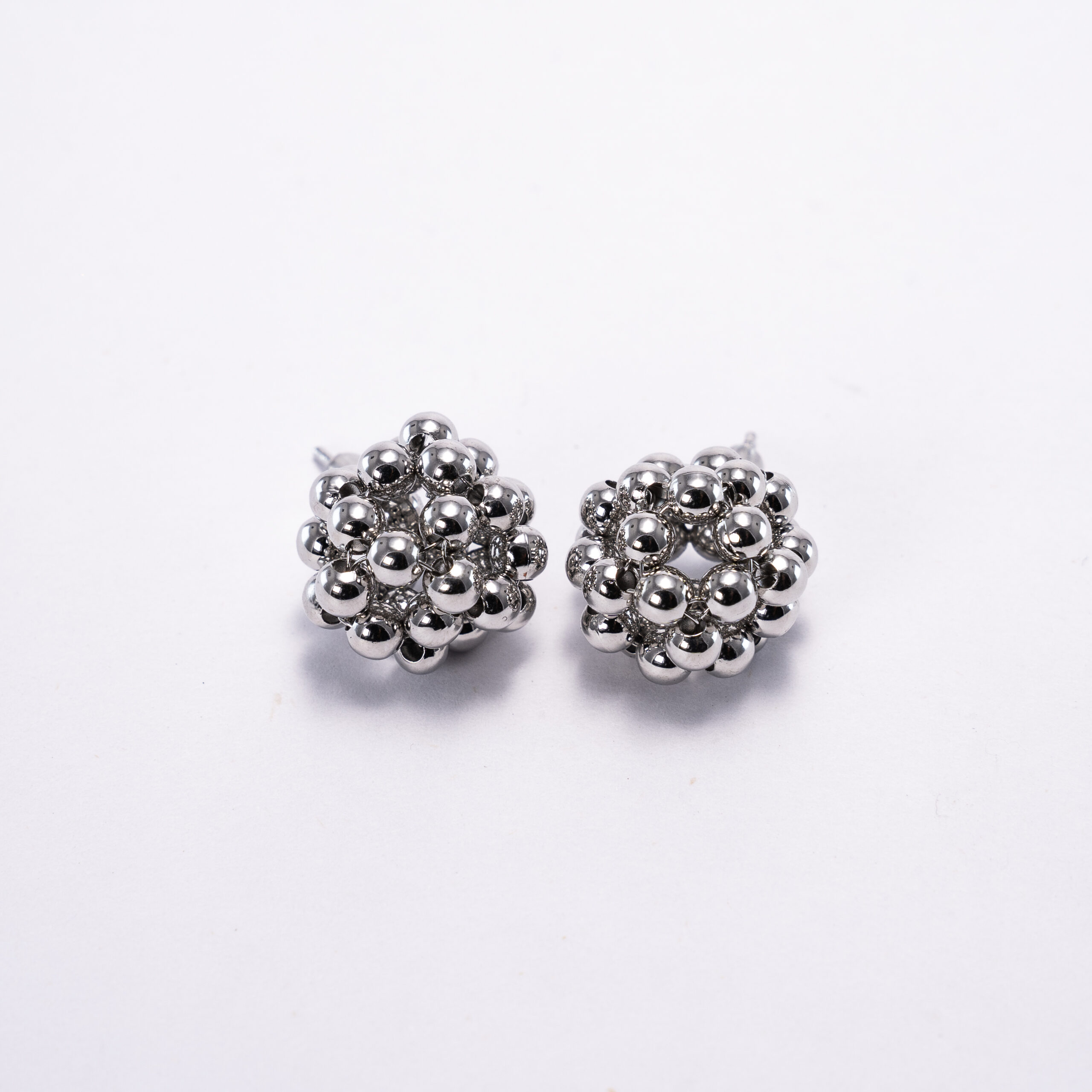 Aretes De Esferas Plateado