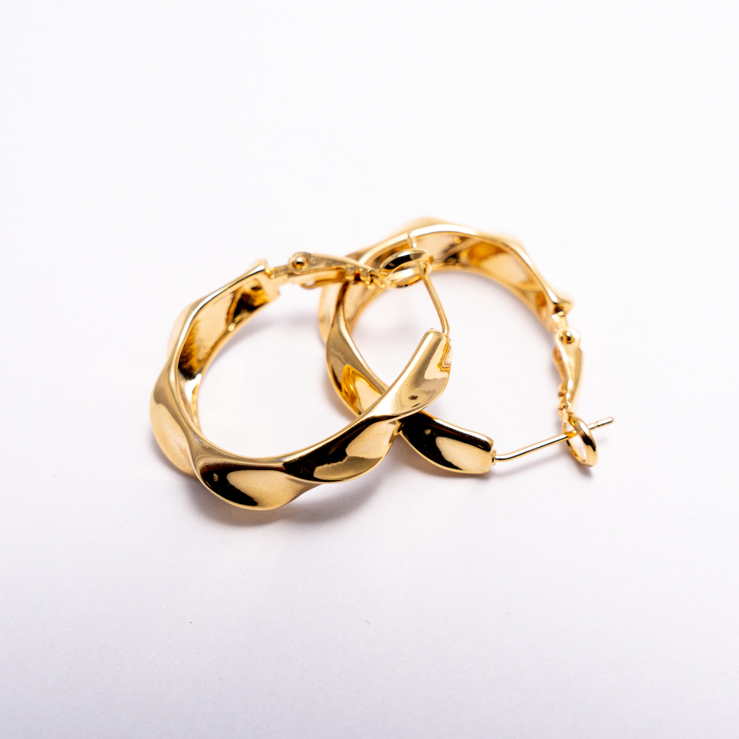 Aretes Trenzados Dorados