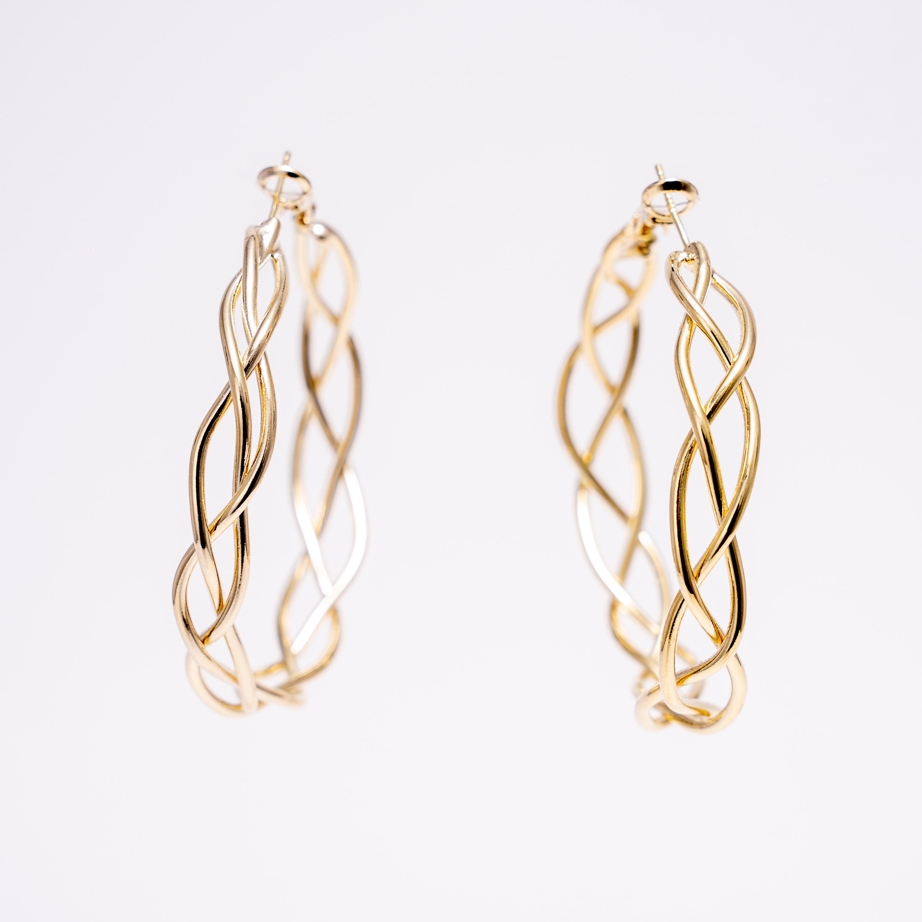 Aretes De Aro Entrelazados