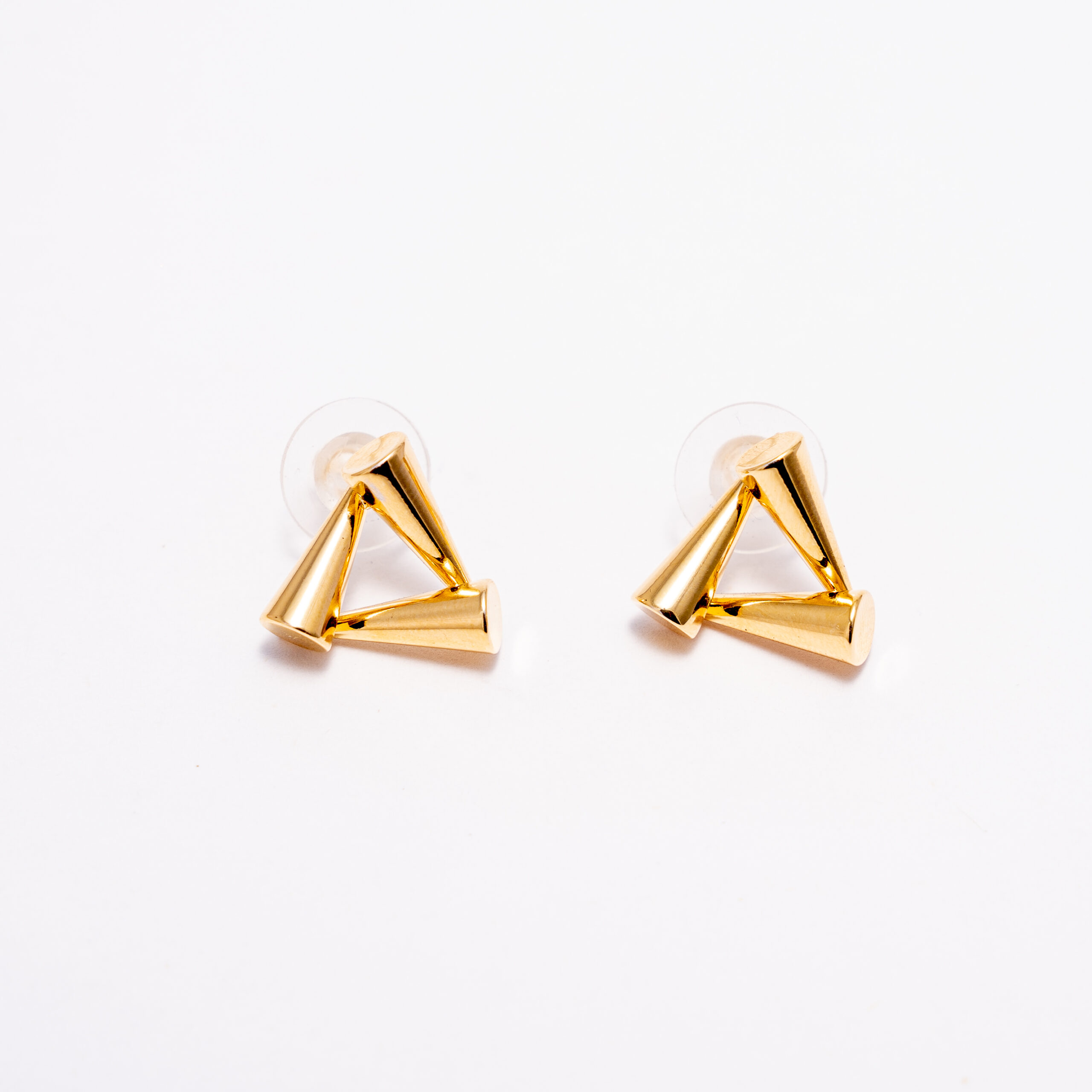 Aretes Triangulares Dorados