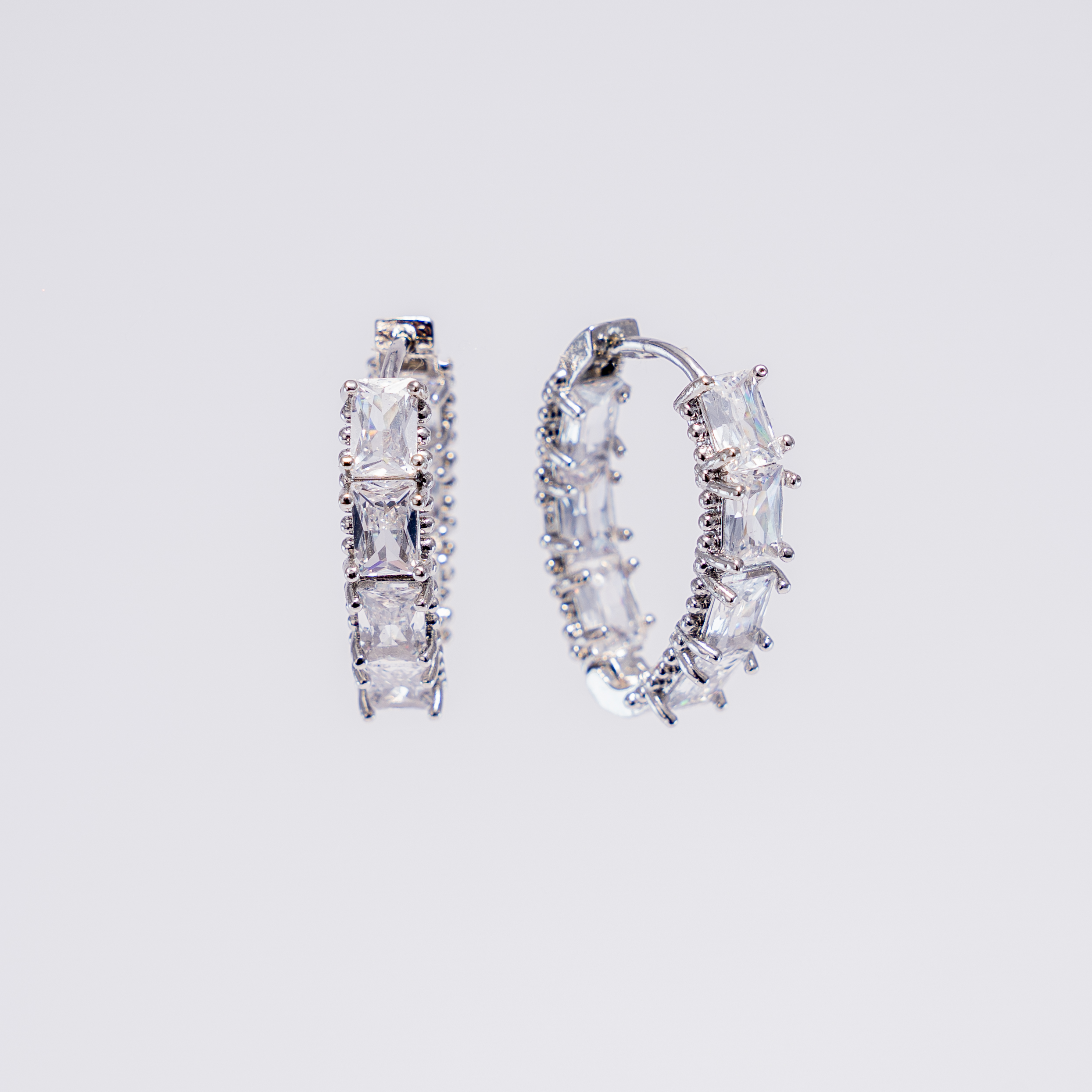 Aretes De Cristales Blancos