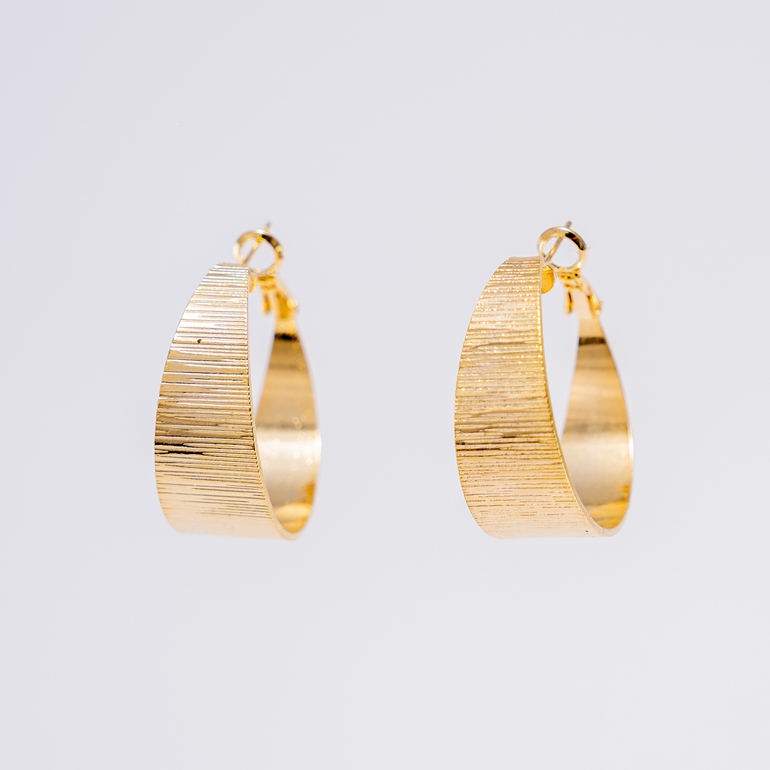 Aretes De Candonga Dorados