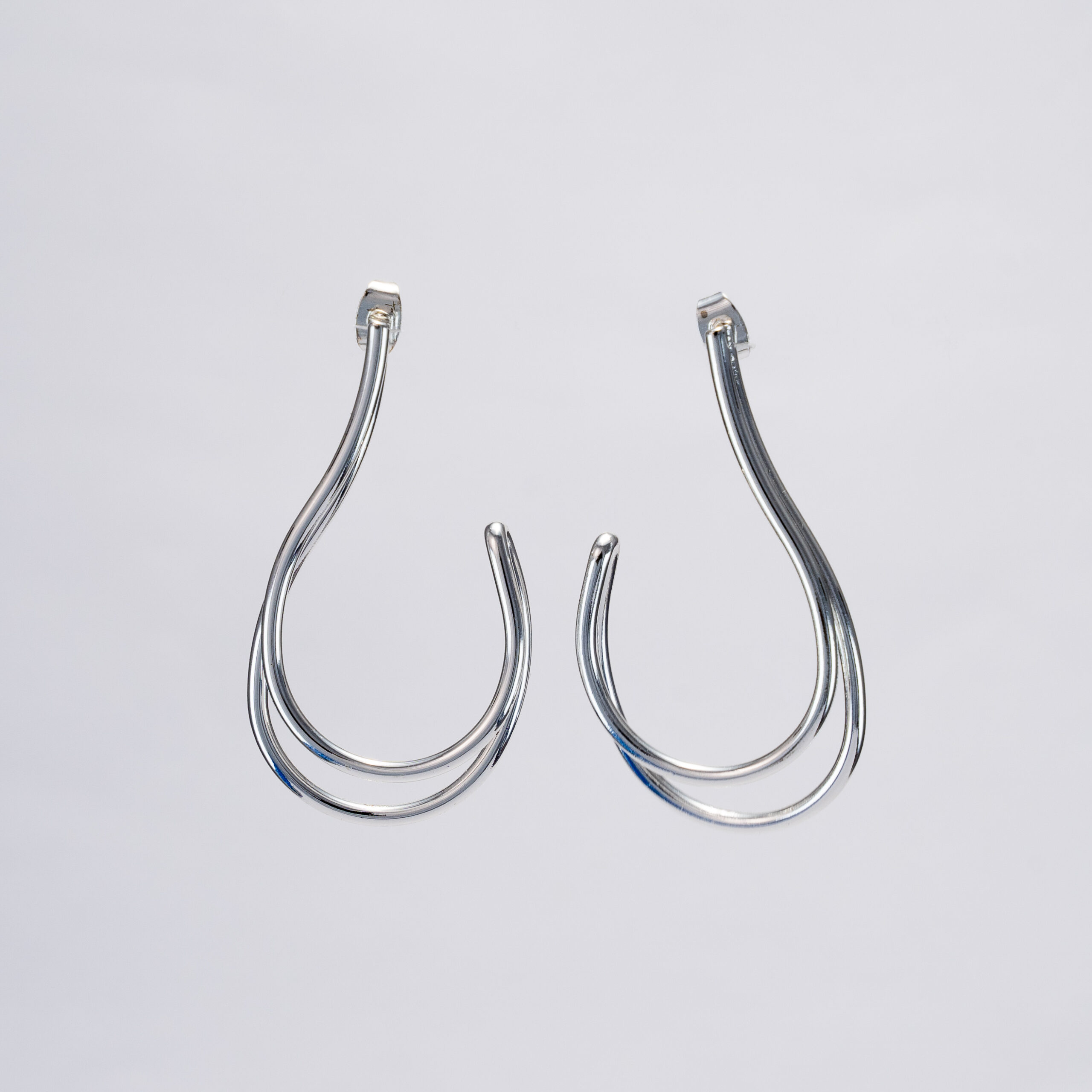 Aretes doble aro ondulado