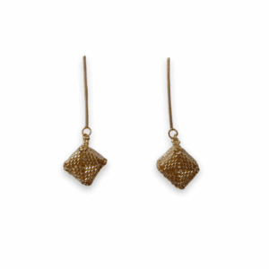 Aretes Miyuki cubo Dorado